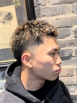 ミリオンバックス 上野(Million Bucks)&nbsp;スパイキーショート/テーパーフェード<理容室>[床屋/上野] 