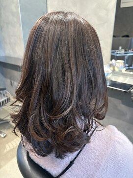 ユウシヘアー(Yushi Hair) ロングレイヤー