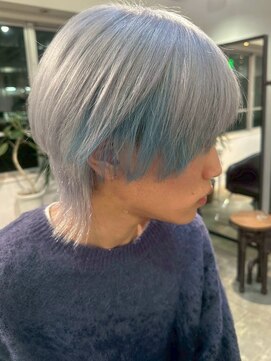 イリ 大阪(ili) ハイライトカラーミルクティーベージュレイヤーカット