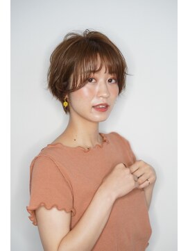 ルフュージュ バイ プロデュース 相模大野店(Refuge by Produce) くびれショート/マロンベージュ