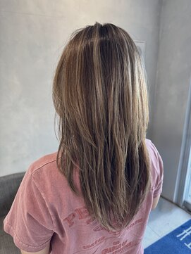 アース 春日部店(HAIR&MAKE EARTH) 白髪ぼかしハイライト ミディアムレイヤー