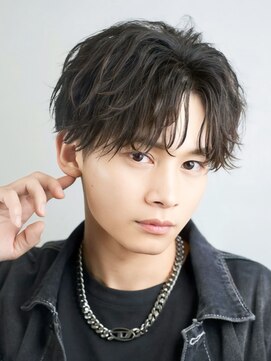 アイトーキョー 渋谷(AI TOKYO) ツイストシャドウパーマ×センターパート