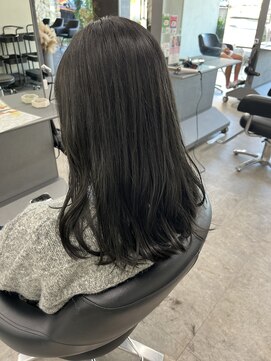 ガルボヘアー 桟橋店(garbo hair) ロング　透明感　ブルーブラック　トリートメント