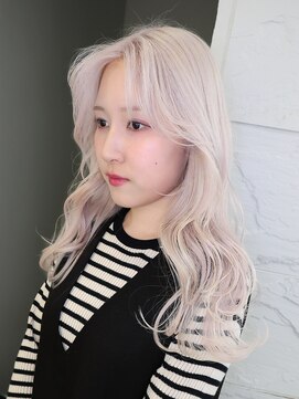 プネル(punel) ウルフレイヤーウルフカットケアブリーチ佐藤