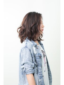 ソーホー ニューヨーク シズオカ(SOHO newyork SHIZUOKA) 無造作ニュアンスミディボブ