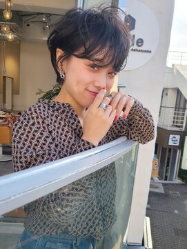 グロウミドル(GROW middle) 黒髪ショート/暗めカラー×ワンカール抜け感マッシュ　野村恵子