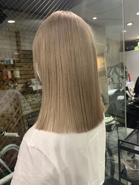 ラフ 難波店(LAFF) #黒髪#ボブルフ#ネビージュ#小顔#ワンレン