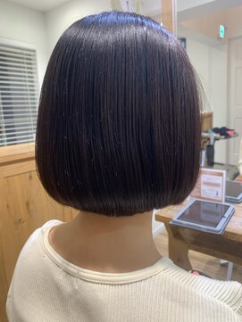 バズ(BUZZ) つやっとまとまるボブ(BUZZさの)