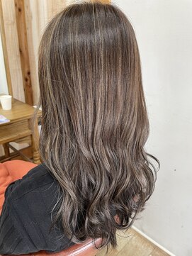 ヘアホームエイト(Hair Home No,8) 【color】ハイライトカラー