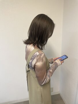 スケール(SCALE) グレージュ