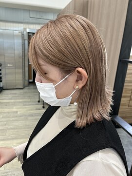 ディーボーイ 健軍店(D-BOY) ミルクティーベージュ/ダブルカラー