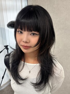 アドネ プライム(adne prime) ウルフカット/クラゲヘア/クラゲウルフ/ロングウルフ