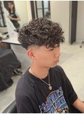 海外スペインカール/スキンフェード/外国人風