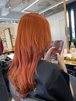 サニーズ(SUNNY'S by CONKS) オレンジカラーのロングレイヤー