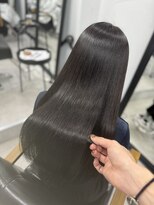 ダーツ(darts)&nbsp;darts_Ukyo/暗髪×ストレートエステで志向の艶髪に！！