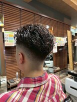 スタンドバーバー 柏(STAND BARBER)&nbsp;MEN’S HAIR/サーフカール/刈り上げセンターパート/柏
