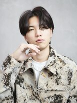 リタバイクロト(LITA by KUROT)&nbsp;那覇/刈り上げセンターパート/波巻きツイストスパイラル