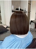 くびれヘア上品ツヤ感ボブ