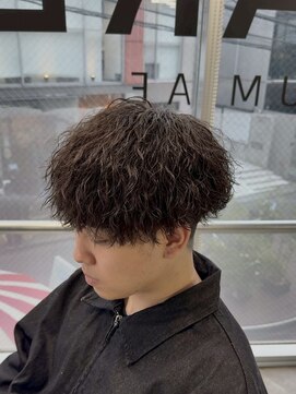 オーバル ジングウマエ(OVARL jingumae) 縦落ちパーマツイストスパイラルパーマ