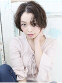 大人カジュアルなショートスタイル