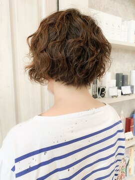 キャアリー(Caary) 福山市 美容院 パーマショートボブ人気キャアリーCaary