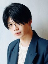 アデリタ(Adelita)&nbsp;前下がりマッシュスタイル