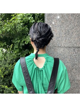 ムーム(Momb) 大人モードアレンジ