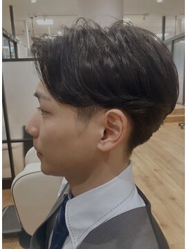 ヘアーズ ゼノン ルクアイーレ店(HAIR'S ZENON) センターパート×ニュアンスパーマ