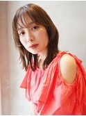 切りっぱなしボブ/くびれミディアム/レイヤーカット