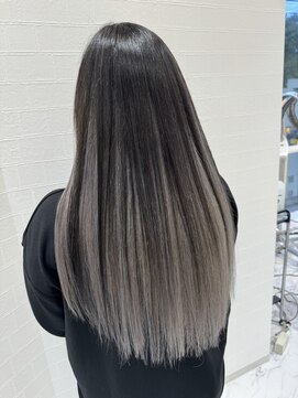 ハーツヘアーズ 五日市店(HEARTS hair's) アンブレラカラー　グレイ