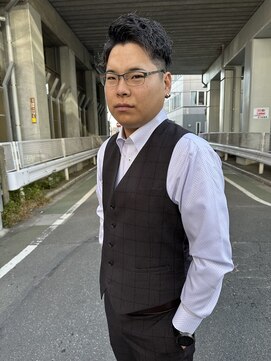 ロミーオム 本厚木(ROMMY. Homme) 刈り上げツイストパーマ無造作アップバングビジネスメンズヘア