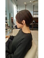 エムコーゾーヘアー(M KOZO hair)&nbsp;【YAMATO】東京　丸の内　大人ショート　大人ボブ　耳かけ