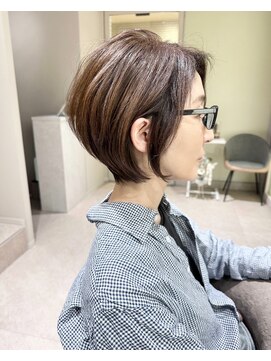 シーナ(Shiina) 似合わせショートスタイル