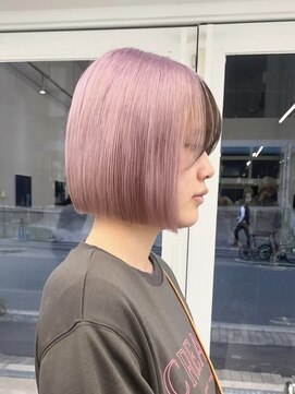 ニトバイアンキシム(nit by ahnkism) ボブミルクティーベージュブリーチダブルカラー堀江