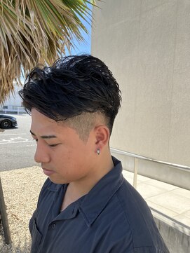 ゴットラトゥール(GOTTO LATOUR) メンズパーマ/ニュアンスパーマ/刈り上げ/短髪/パーマ