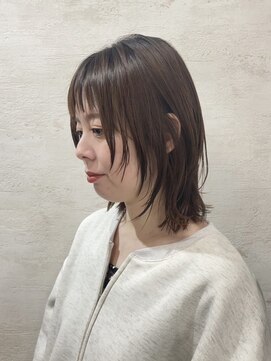 アンジェリカ(Angelica Total Beauty Lifestyle Design) 透明感やわらかさのあるアッシュベージュレイヤーカット