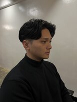 バーバートモシビ(BAR BER TOMOSHIBI)&nbsp;センターパート× ニュアンスパーマ