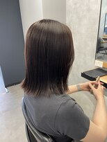 クラン 岡本(Chlan)&nbsp;ぱつっとボブ　切りっぱなし外ハネボブ　アッシュブラウン