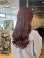 コワファースト 大分(COIFF1RST)&nbsp;ピンクブラウンカラーのセミロングスタイル