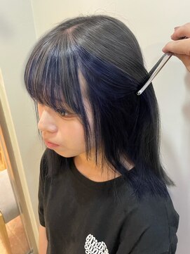 パーミル ヘア クマモト(permille ‰ hair Kumamoto) シルバー×インナーブルー