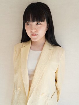 トナリ(tonari) 黒髪ロング ぱっつん前髪 ストレートヘア【鹿児島中央駅】