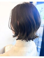 レイリー(LAiLy)&nbsp;オリーブベージュ　切りっぱなしボブ