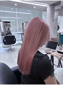 ピンクベージュ