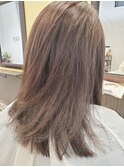 バレイヤージュ風ハーフメッシュのグレージュカラー