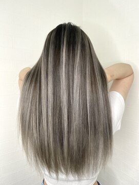 ユートピア(U topia) シルバーカラー/バレイヤージュ/かきあげロング