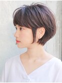 大人かわいい束感ショートヘア