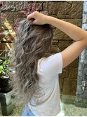 3Dカラーで立体感あるヘアに