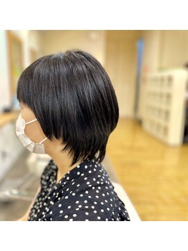 カノープス ヘアアンドメイクアップ(Canopus hair&make up) ウルフショート/アッシュブラック/刈り上げショート/40代/50代