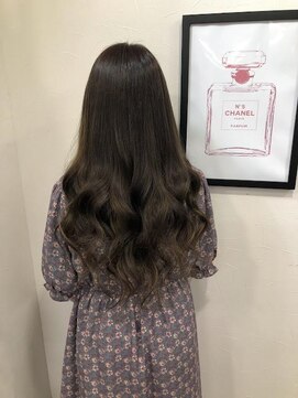 ニーナ ヴィジョン(NINA visioN) カット＋カラー＋プルエクステ