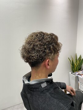 カットストゥディオス 草津店(cut studios) 【滋賀メンズパーマ】極道パーマ